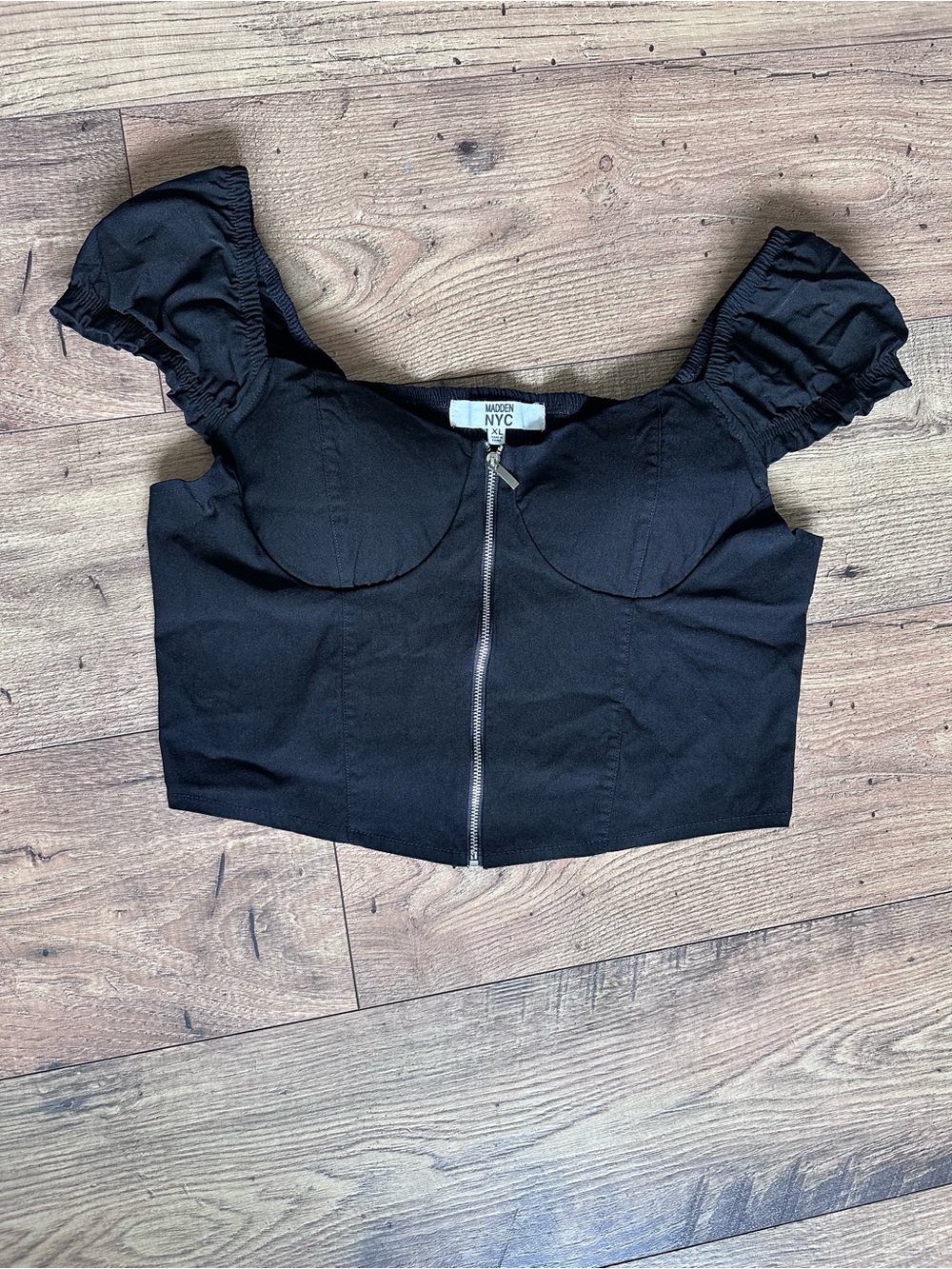 RUCHED PUFF-SLEEVE ZIP FRONT BLACK CROP TOP